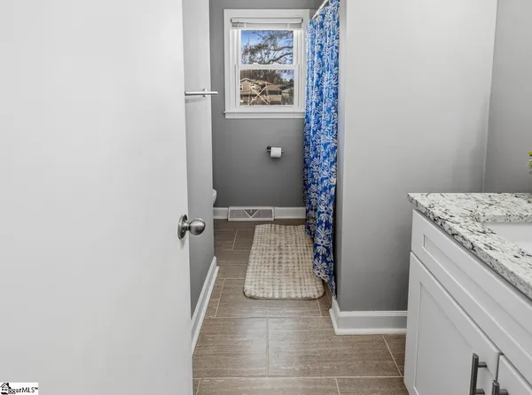 $275,000 | 135 Ashdown Drive, Simpsonville, SC 29680