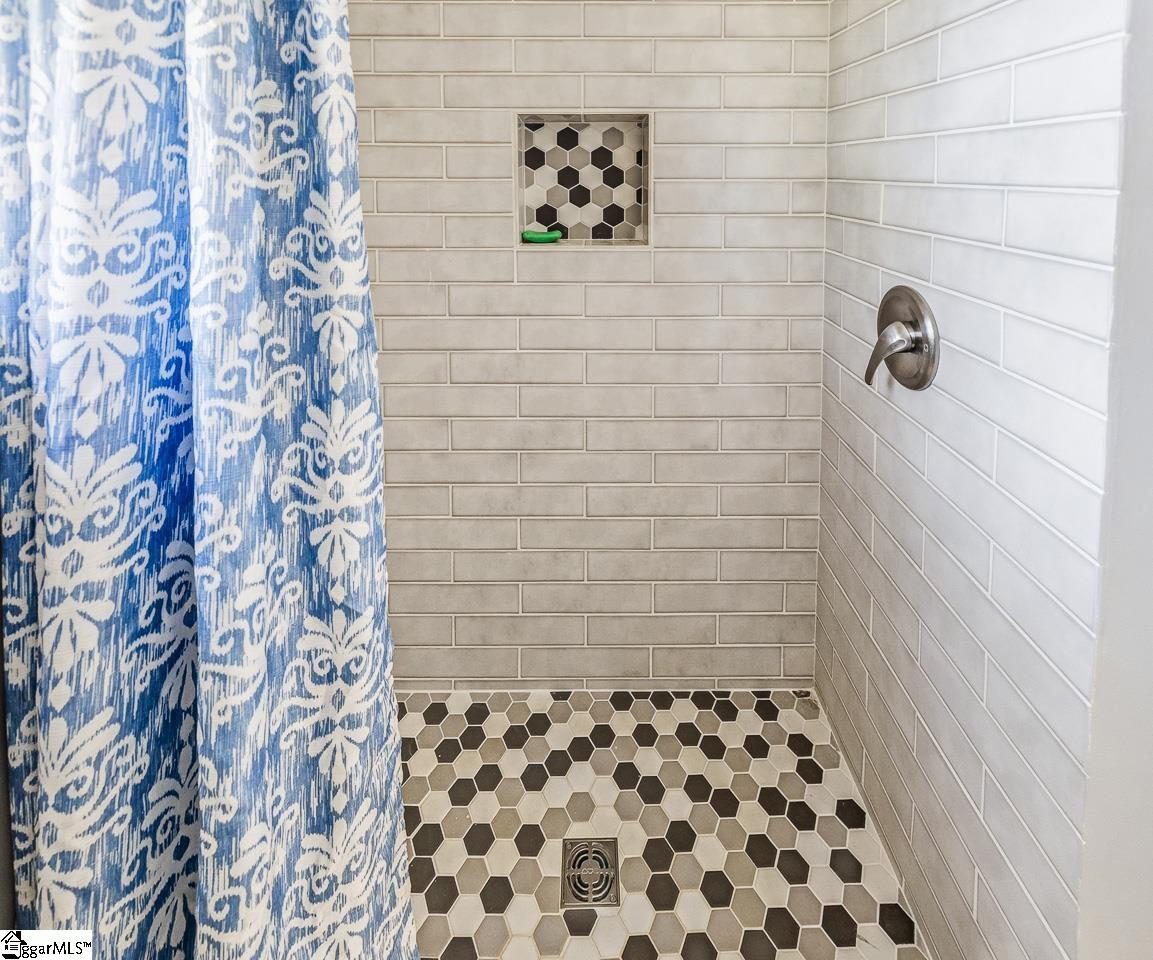 135 Ashdown Drive Simpsonville, SC 29680 - Photo 23 of 37