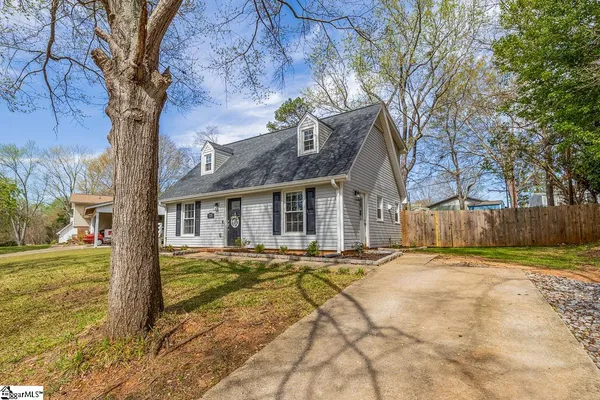 $275,000 | 135 Ashdown Drive, Simpsonville, SC 29680