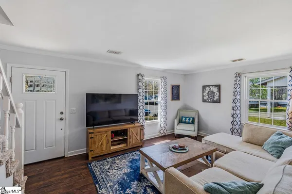$275,000 | 135 Ashdown Drive, Simpsonville, SC 29680