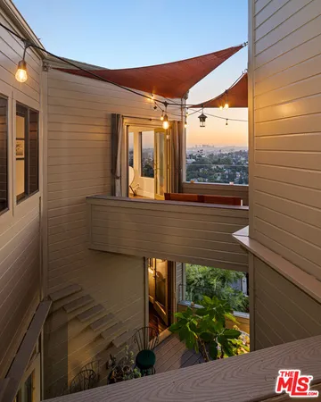 $2,795,000 | 5677 Spreading Oak Drive, Los Angeles, CA 90068