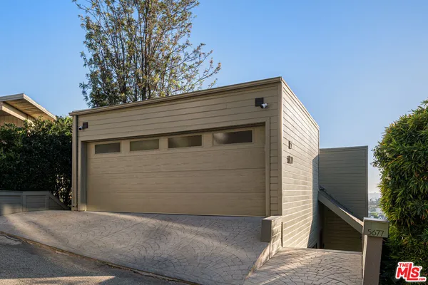 $2,795,000 | 5677 Spreading Oak Drive, Los Angeles, CA 90068
