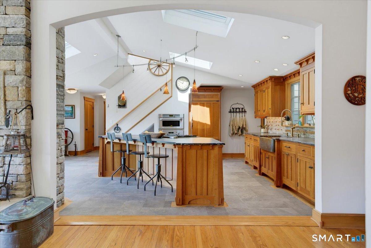 26 Pent Road Weston, CT 06883 - Photo 12 of 40 Gallery Image 12