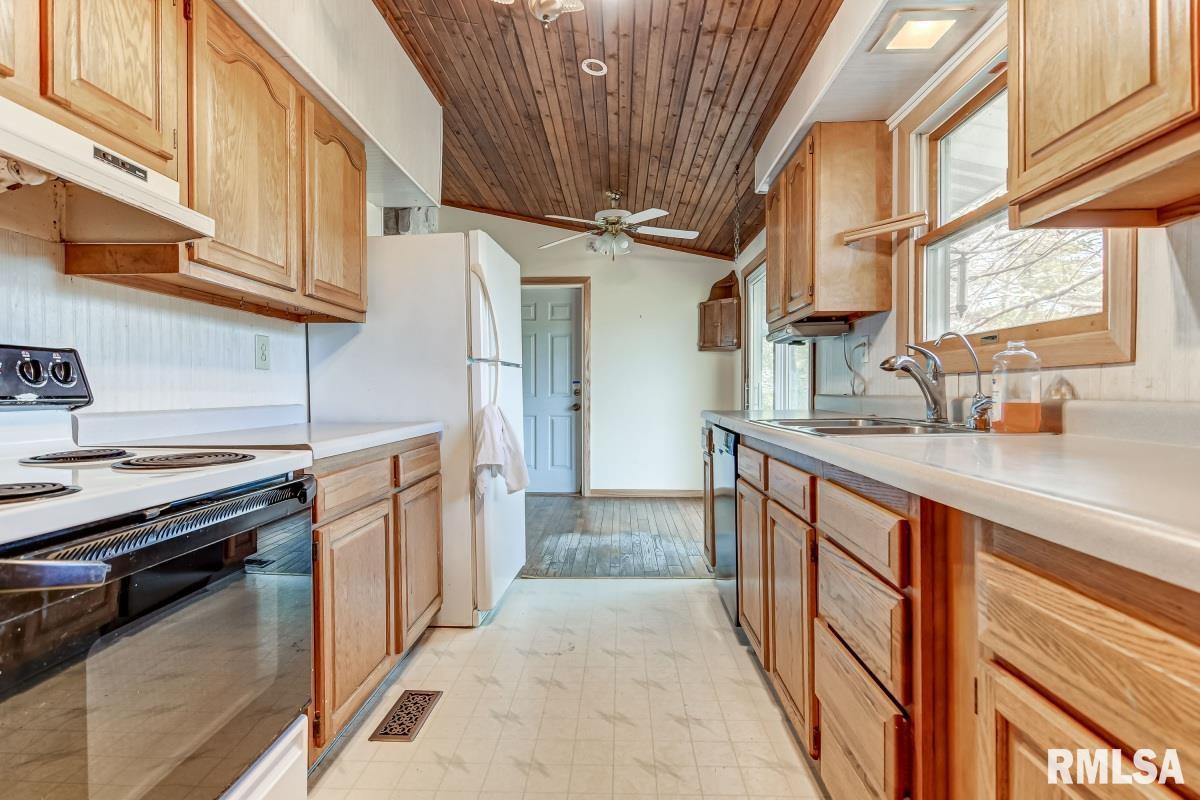6201 New City Road Rochester, IL 62563 - Photo 19 of 42
