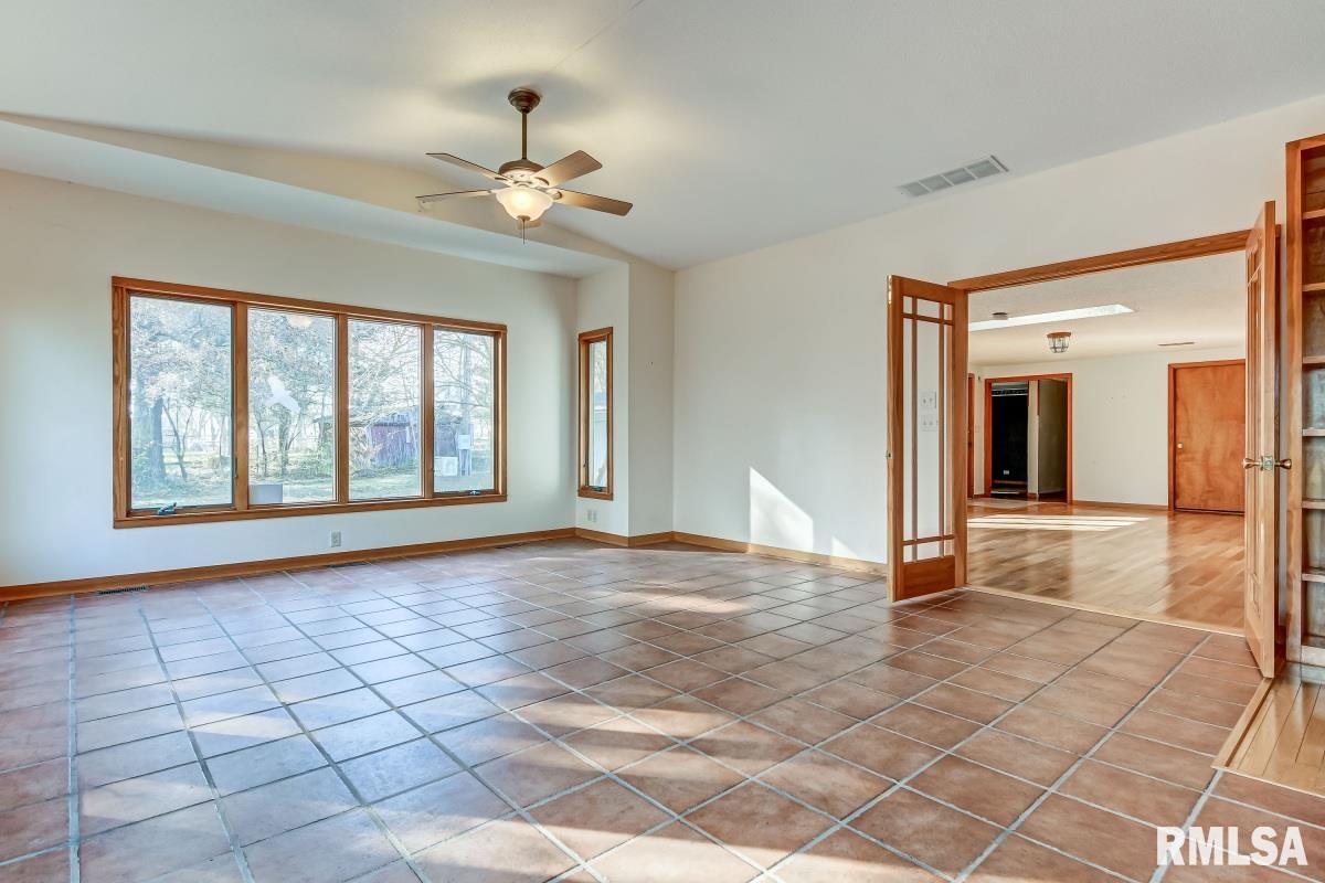 6201 New City Road Rochester, IL 62563 - Photo 32 of 42