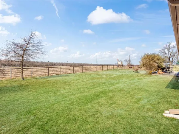 a view of yard with outdoor space