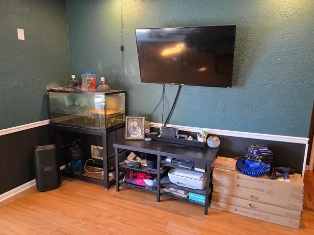 $279,900 | 1123 Roosevelt Avenue, Joliet, IL 60435