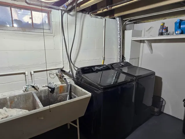 $279,900 | 1123 Roosevelt Avenue, Joliet, IL 60435