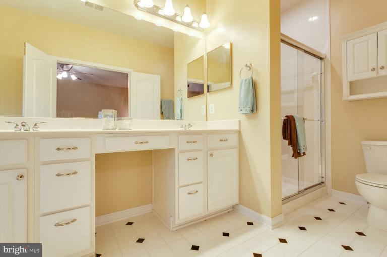 24752 Clock Tower Square Stone Ridge, VA 20105 - Photo 12 of 30 Bath (Master)