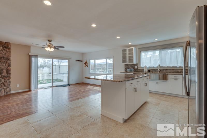 10150 Coyote Run Court Reno, NV 89508 - Photo 4 of 30 Photo 4