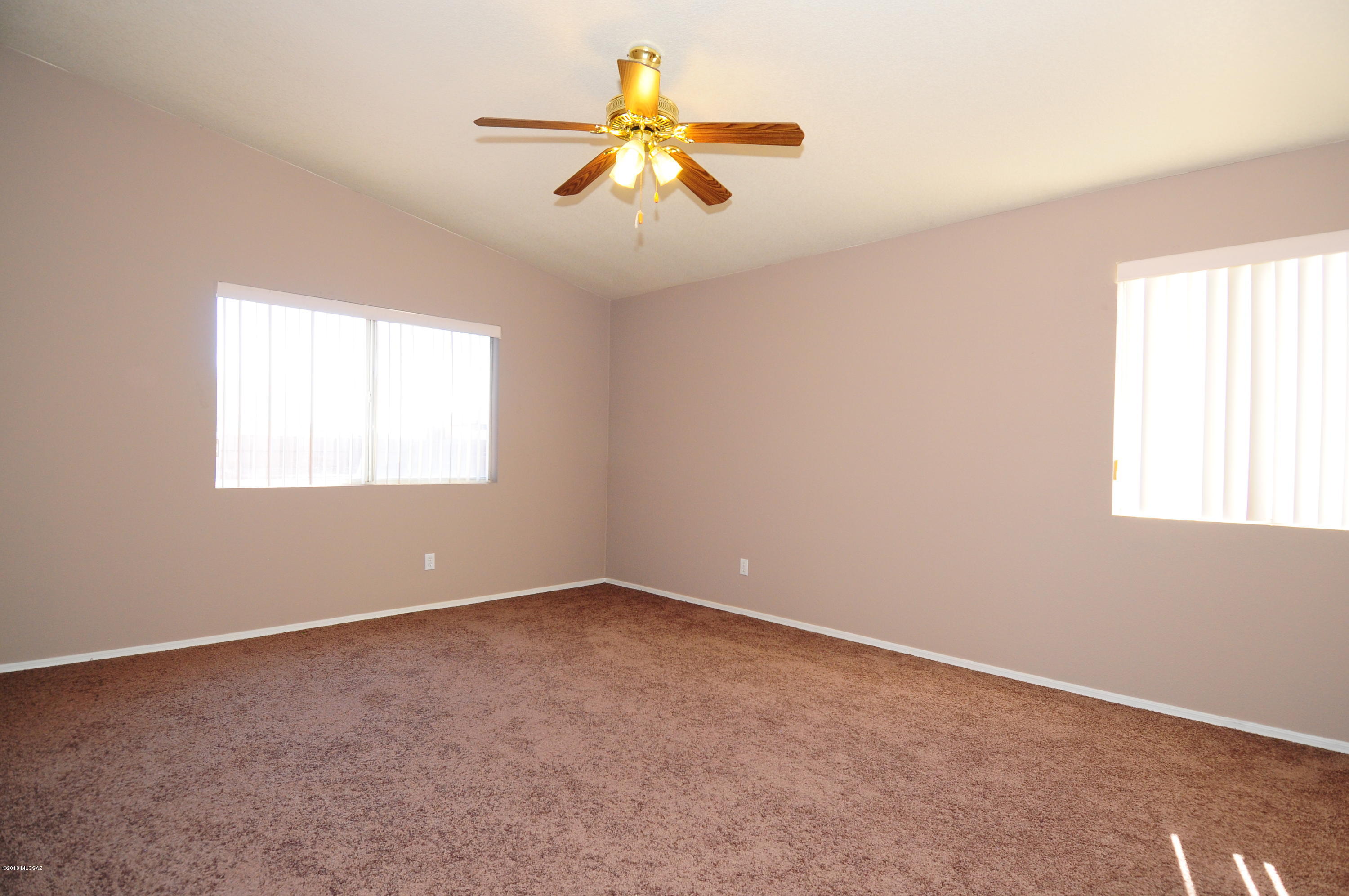2676 North Splitwood Avenue Tucson, AZ 85745 - Photo 9 of 20