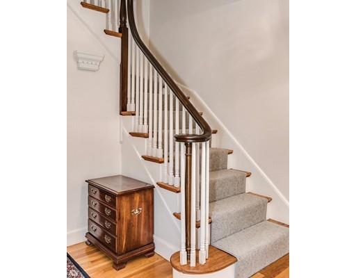 17 Wallis Road Brookline, MA 02467 - Photo 3 of 18