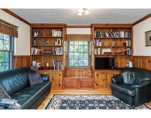 17 Wallis Road Brookline, MA 02467 - Photo 9 of 18