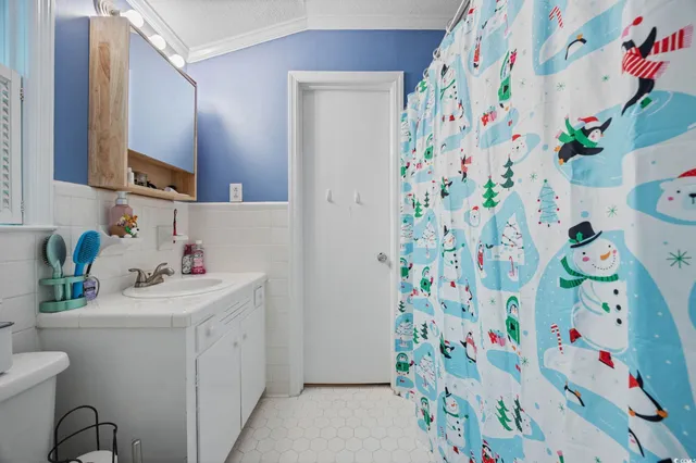 $379,500 | 300 Crescent Drive, Conway, SC 29526