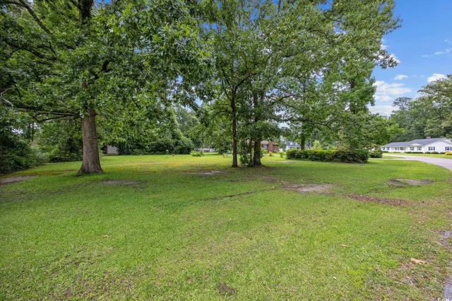 $379,500 | 300 Crescent Drive, Conway, SC 29526