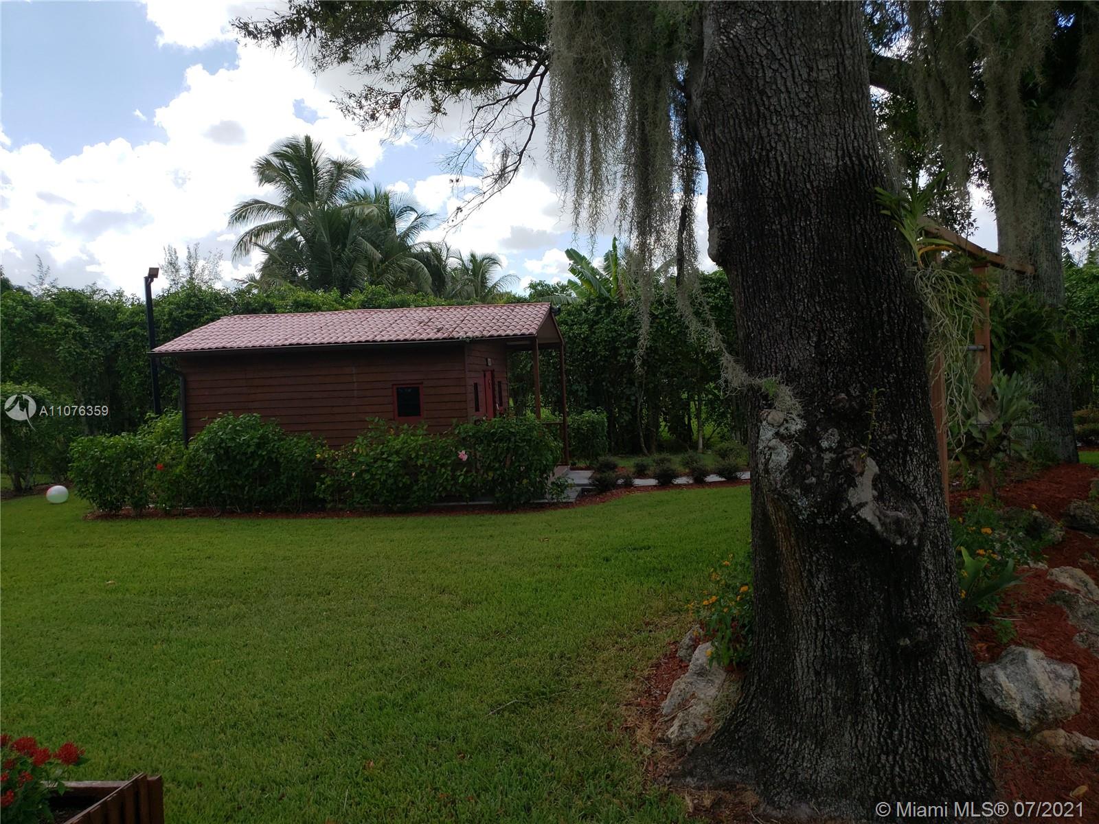 16724 63rd Road North Loxahatchee, FL 33470 - Photo 12 of 100 Gallery Image 12