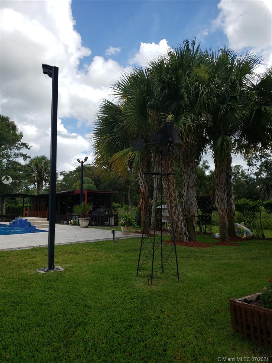 16724 63rd Road North Loxahatchee, FL 33470 - Photo 15 of 100 Gallery Image 15