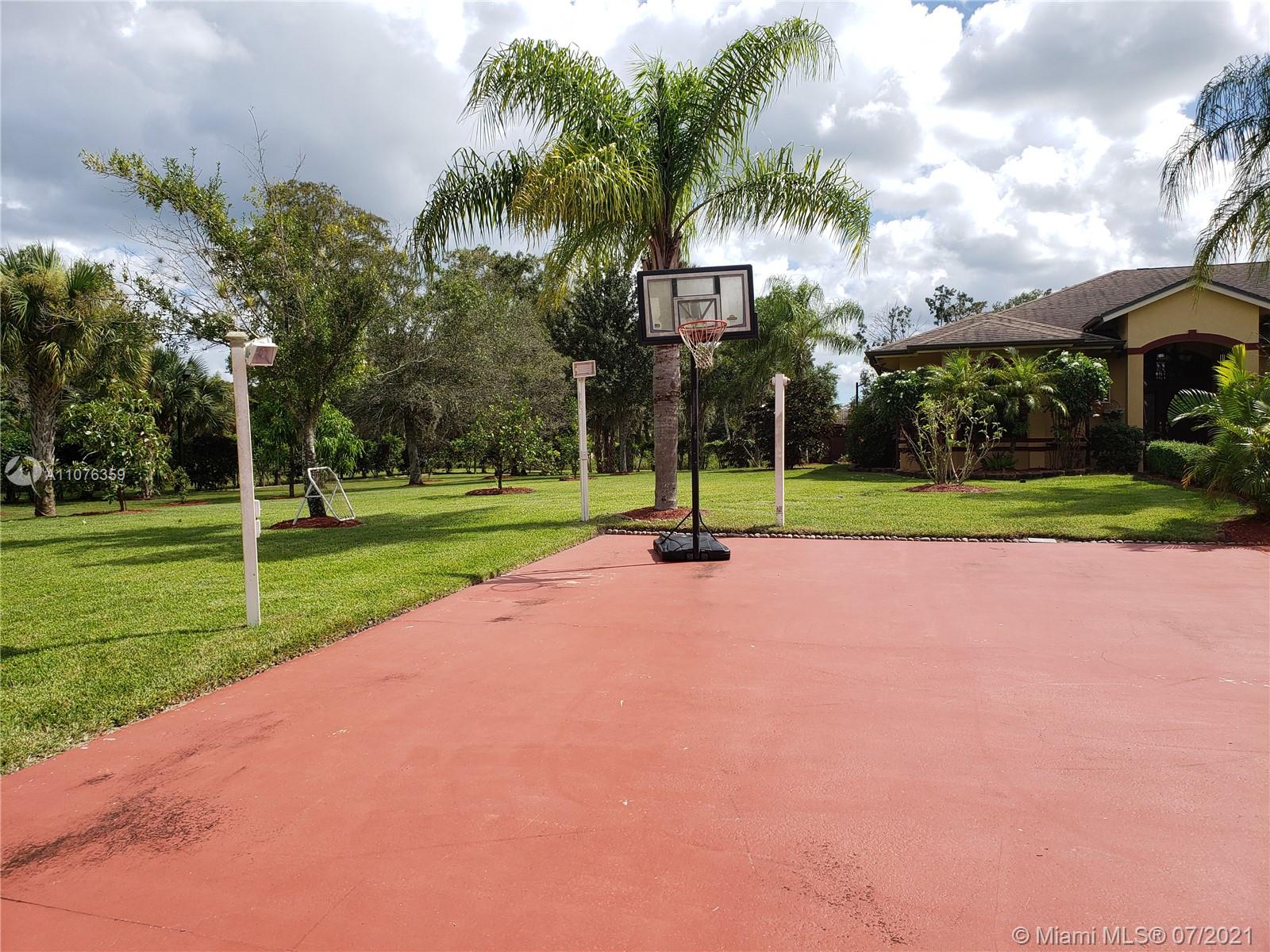 16724 63rd Road North Loxahatchee, FL 33470 - Photo 3 of 100 Gallery Image 3