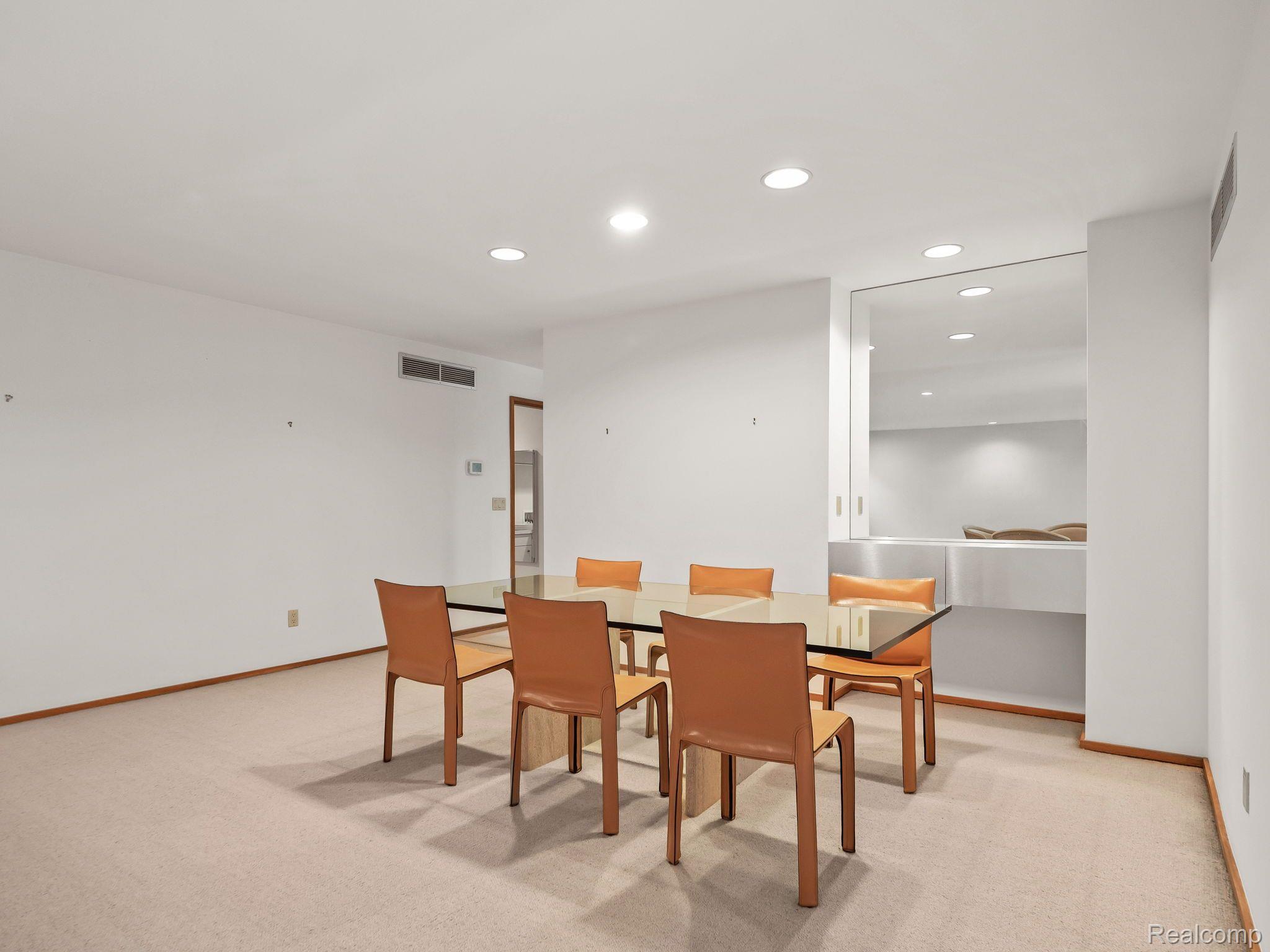 1850 East Vly Road Bloomfield Hills, MI 48304 - Photo 12 of 60 Dining Room
