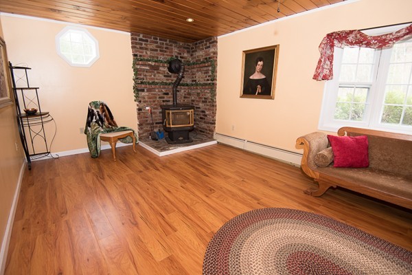 65 Partridge Hill Road Charlton, MA 01507 - Photo 10 of 30