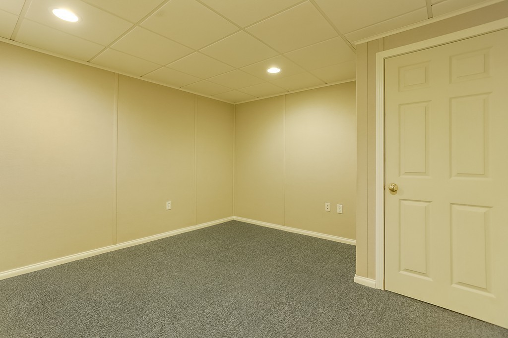 47 Babcock Tavern Road Ware, MA 01082 - Photo 20 of 27 an empty room with a empty space