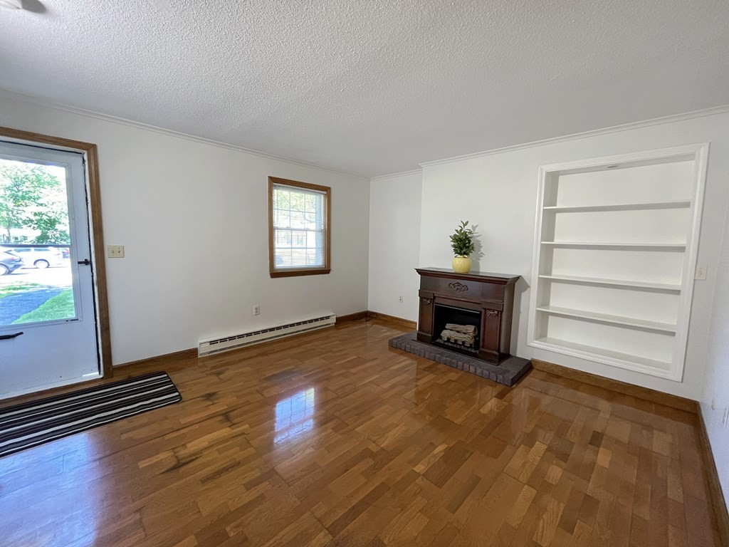 75 Sandy Pond Road, Unit 19 Ayer, MA 01432 - Photo 3 of 20 Gallery Image 3