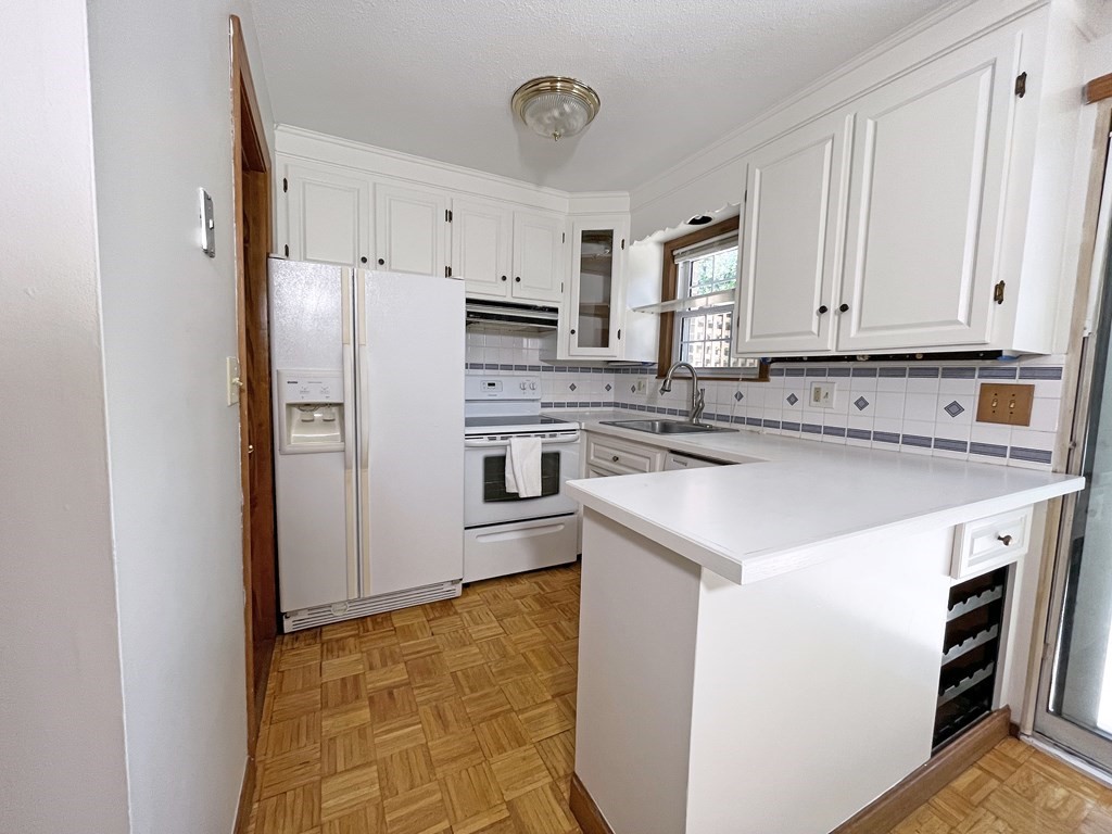 75 Sandy Pond Road, Unit 19 Ayer, MA 01432 - Photo 4 of 20 Gallery Image 4