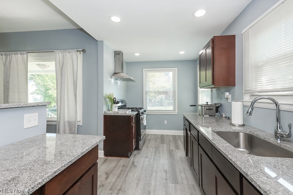 1776 Cliffview Road Cleveland, OH 44112 - Photo 4 of 14