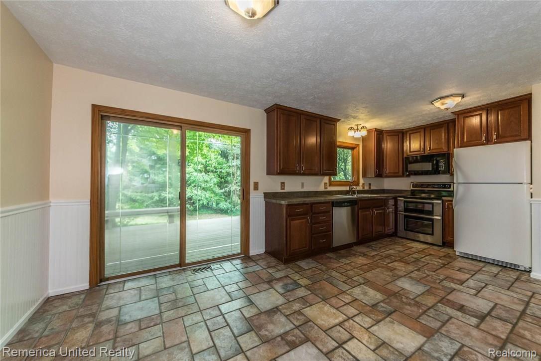 8790 Hyne Road Brighton, MI 48114 - Photo 19 of 35 _dsc0150.jpg
