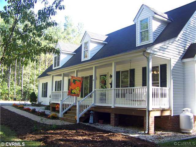1500 West Rose Garden Road West Point, VA 23181 - Photo 1 of 12 Exterior Front