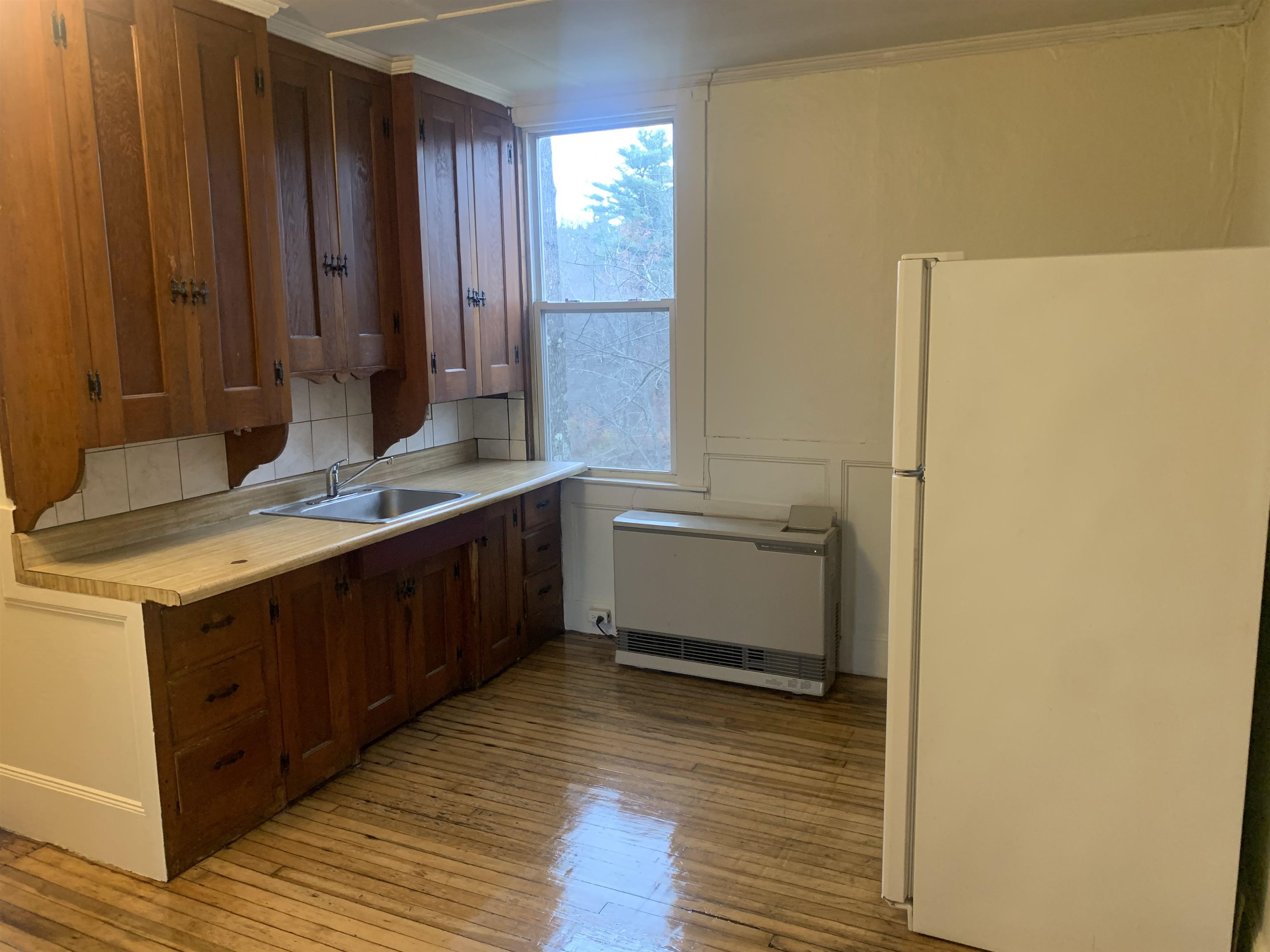 58 Pickering Road Rochester, NH 03867 - Photo 6 of 53