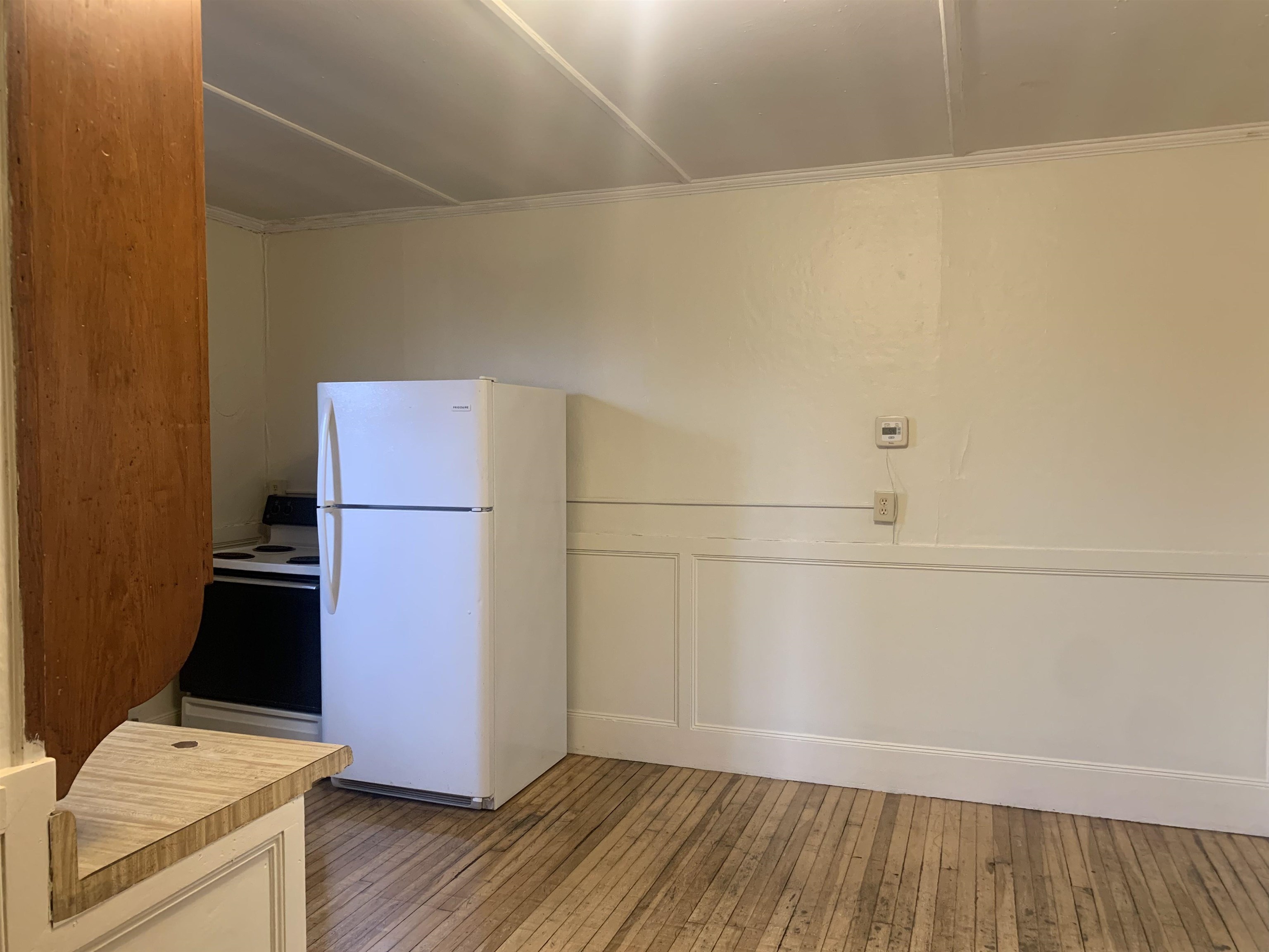 58 Pickering Road Rochester, NH 03867 - Photo 10 of 53