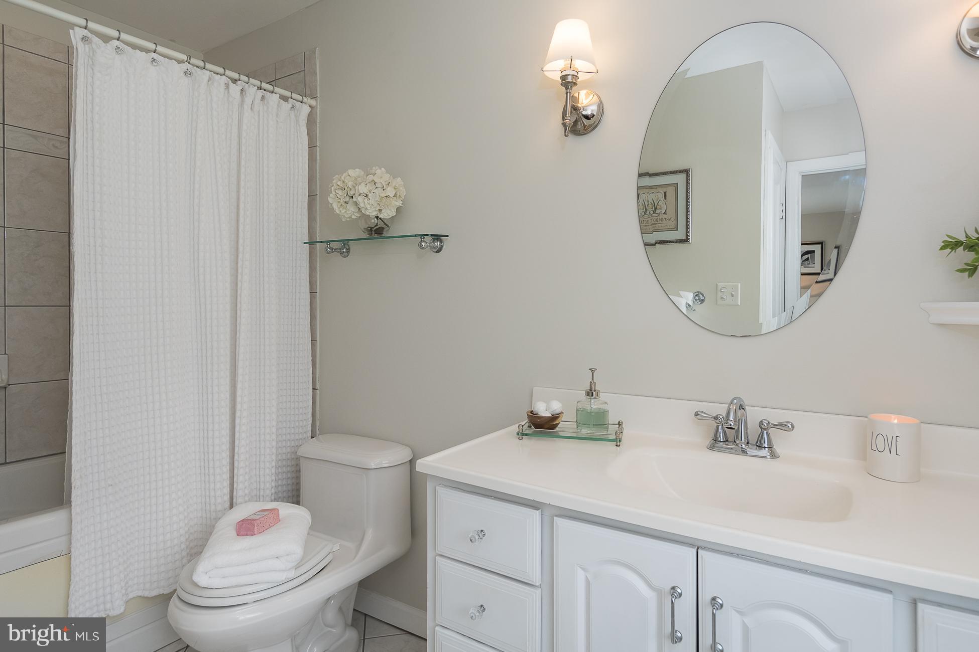513 Village Road West Princeton Junction, NJ 08550 - Photo 17 of 26