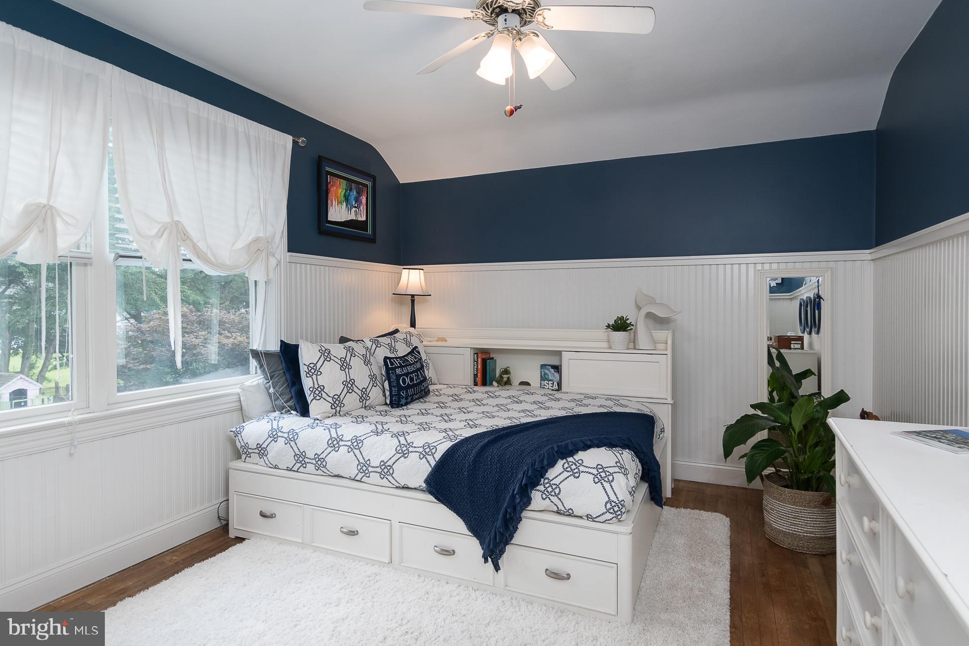 513 Village Road West Princeton Junction, NJ 08550 - Photo 18 of 26
