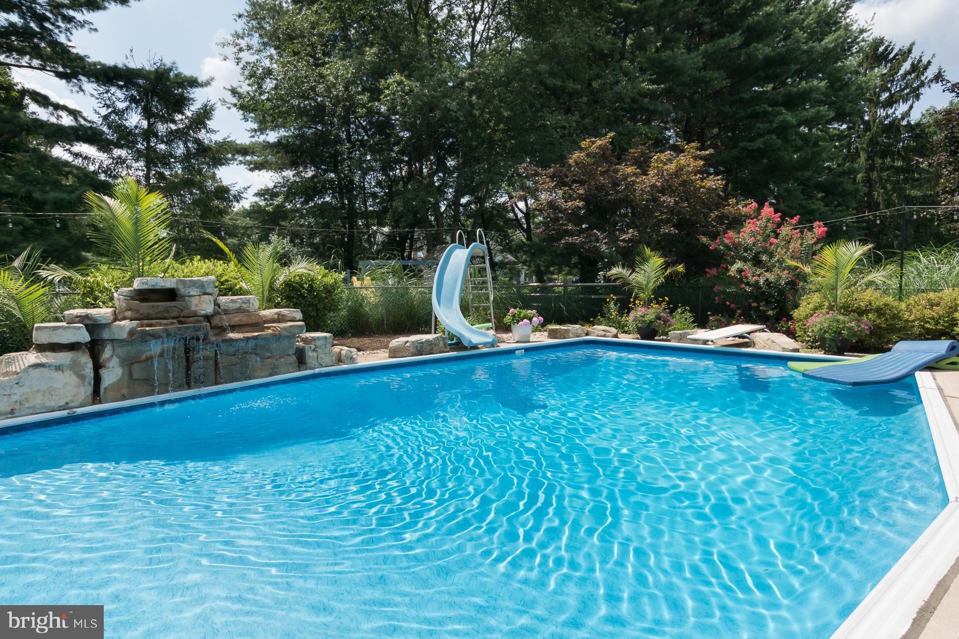 513 Village Road West Princeton Junction, NJ 08550 - Photo 23 of 26