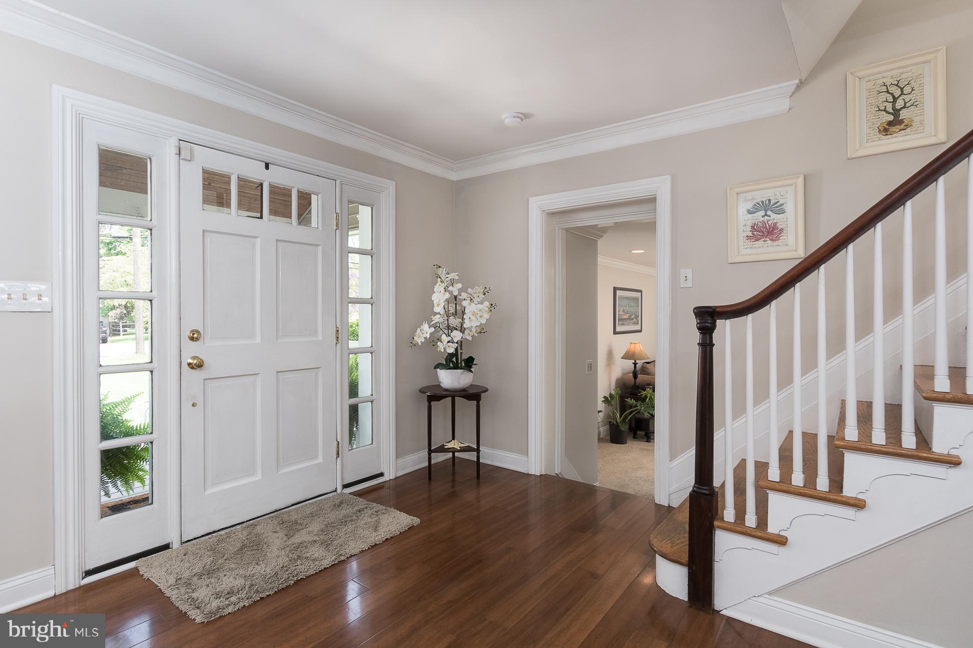 513 Village Road West Princeton Junction, NJ 08550 - Photo 4 of 26