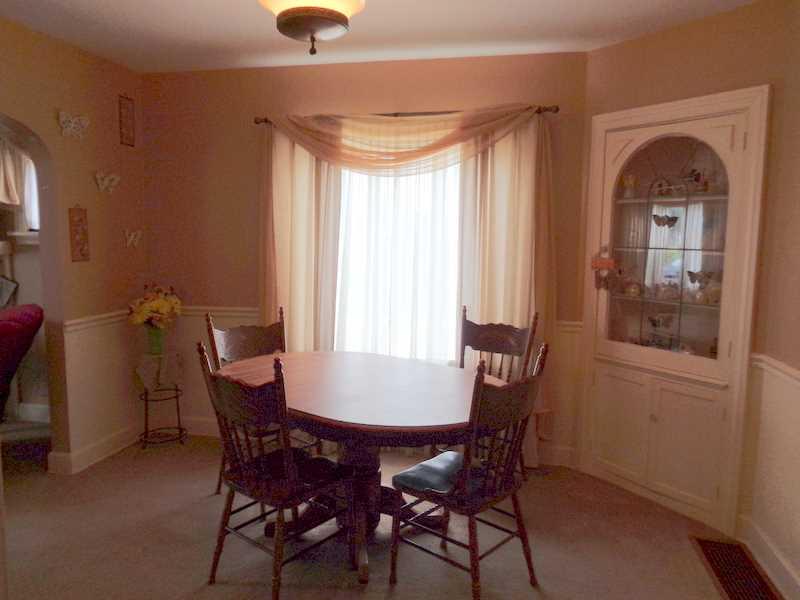 769 Highland Road Sharon, PA 16146 - Photo 6 of 17 Dining Room.