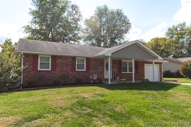 $215,000 | 141 Hooton Boulevard, Madison, IN 47250