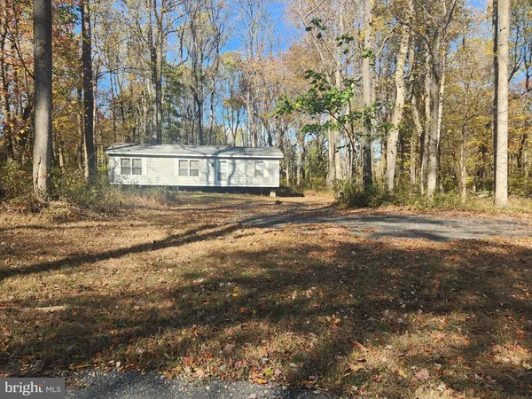 front view of house with a yard