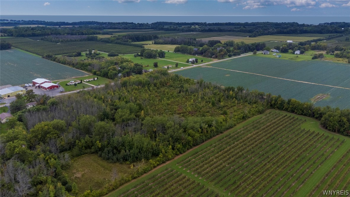 1787 Hess Road Newfane, NY 14008 - Photo 9 of 17