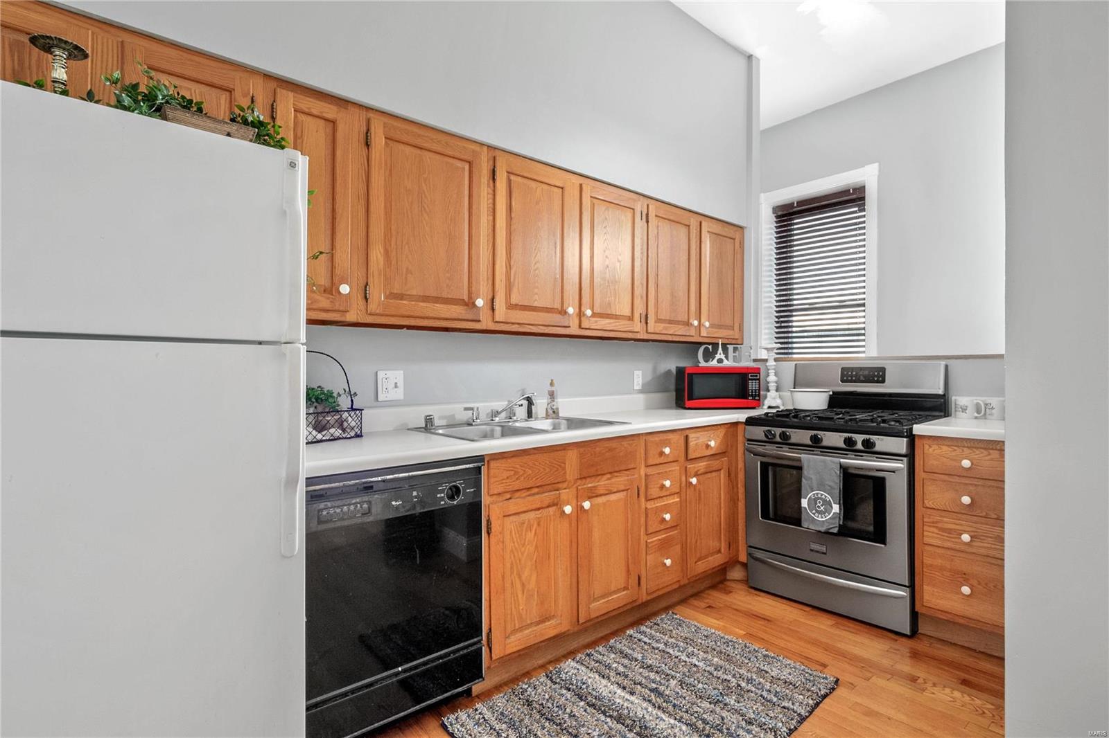 815 Rutger Street, Unit R St. Louis, MO 63104 - Photo 7 of 25