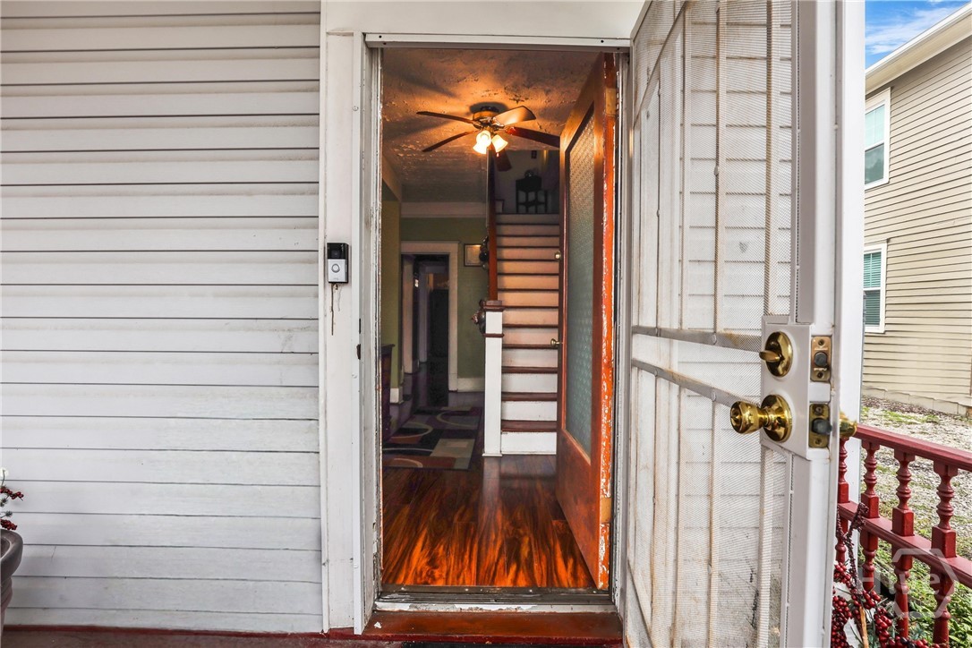 805 East 40th Street Savannah, GA 31401 - Photo 7 of 36