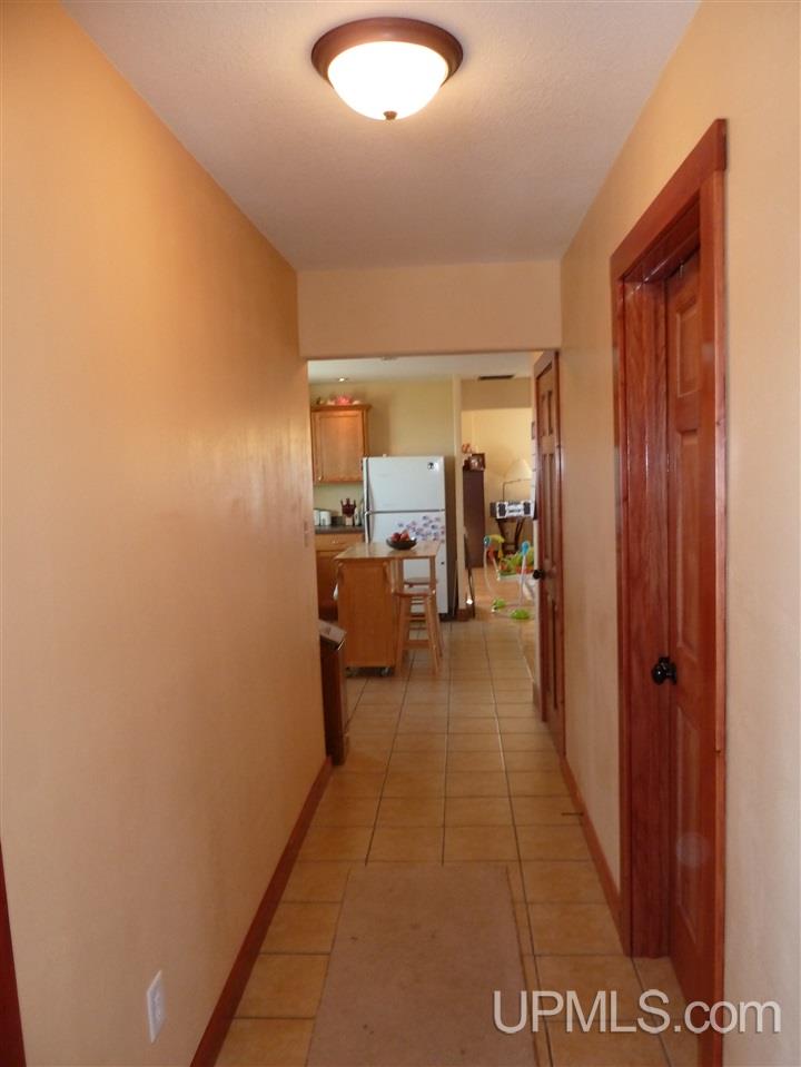 24944 Chestnut Street Calumet, MI 49913 - Photo 8 of 36 Gallery Image 8