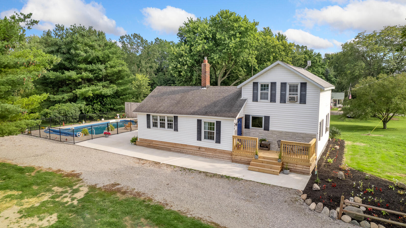696 Burkley Road Mason, MI 48854 - Photo 1 of 76 696 Burkley Mason MI (Aerial Photos)-05