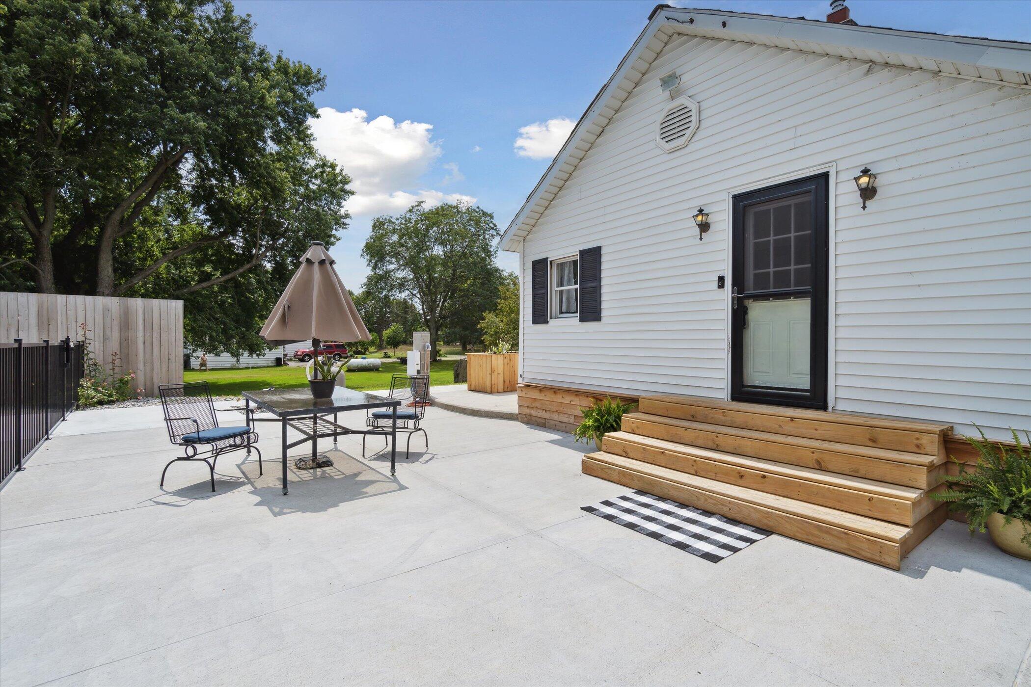 696 Burkley Road Mason, MI 48854 - Photo 21 of 76 38-696-Burkley-Rd-Mason-MI-48854-WindowS