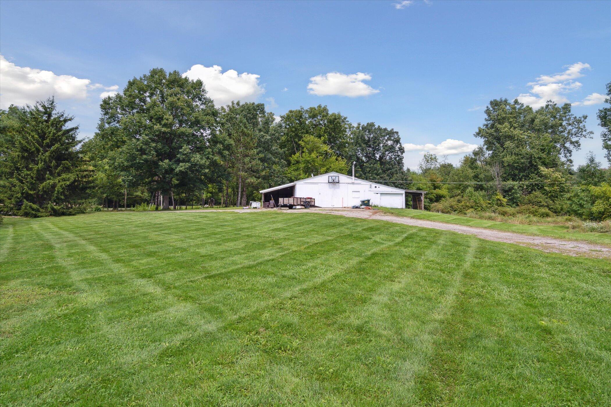 696 Burkley Road Mason, MI 48854 - Photo 27 of 76 50-696-Burkley-Rd-Mason-MI-48854-WindowS