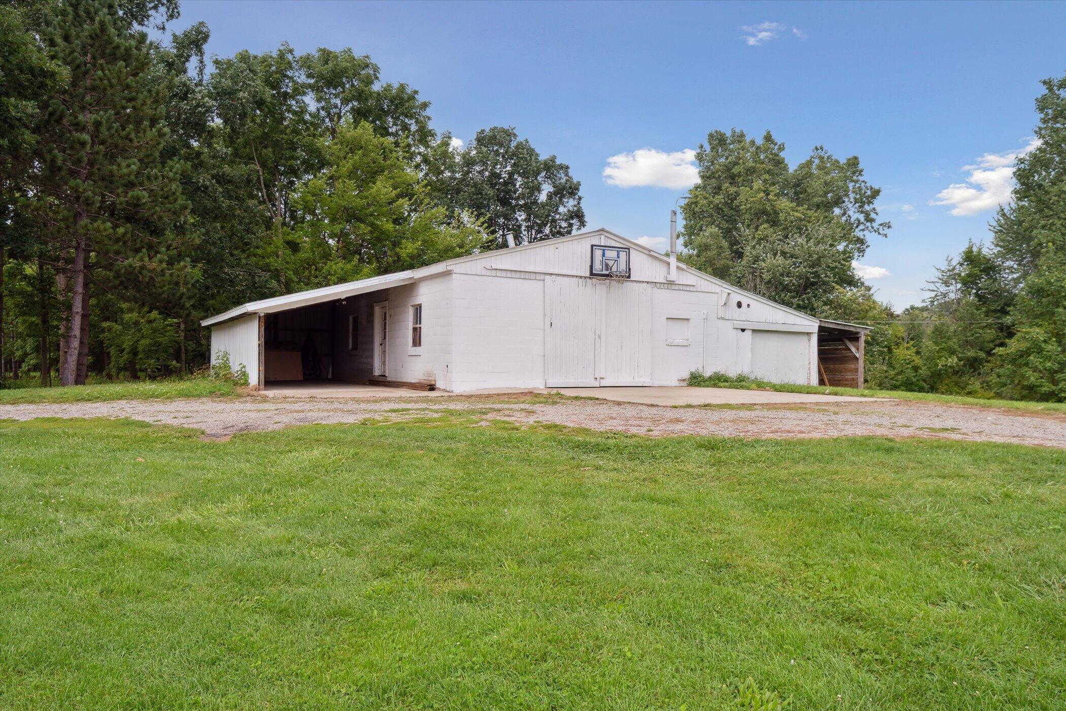 696 Burkley Road Mason, MI 48854 - Photo 28 of 76 61-696-Burkley-Rd-Mason-MI-48854-WindowS