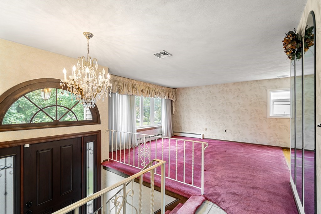 19 Quail Road Peabody, MA 01960 - Photo 4 of 28 Gallery Image 4