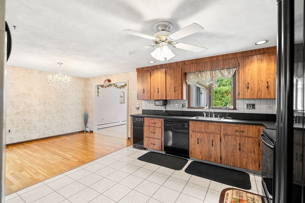 19 Quail Road Peabody, MA 01960 - Photo 5 of 28 Gallery Image 5