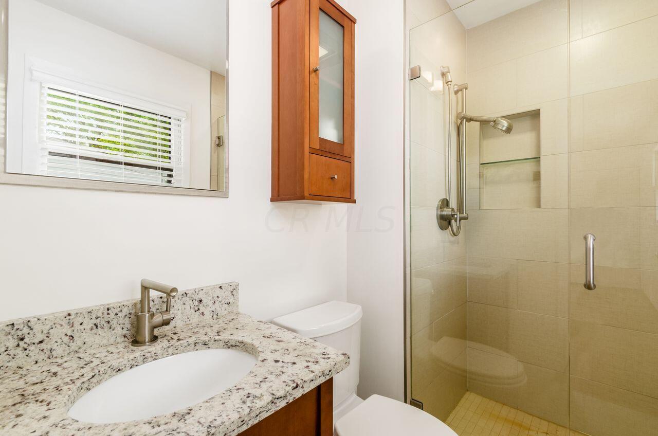293 Weydon Road Columbus, OH 43085 - Photo 27 of 54 Master Bathroom